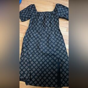 Mata Traders off-shoulder dress size XL (12-14)